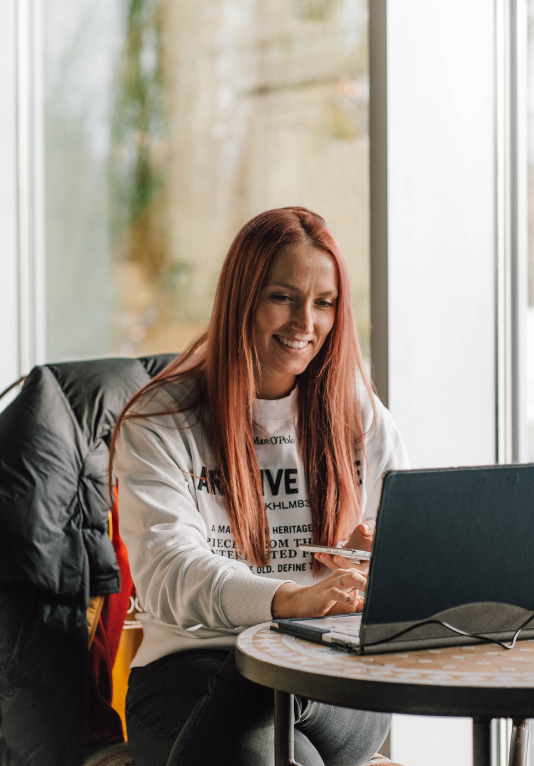 Chiara Trieb Kreativagentur bei der Arbeit